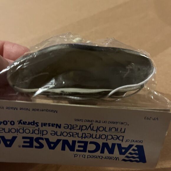 PHARAMACEUTICAL ADVERTISING Nasal Spray VANCENASE AQ Walrus Nose Face PROMO - Picture 5 of 5